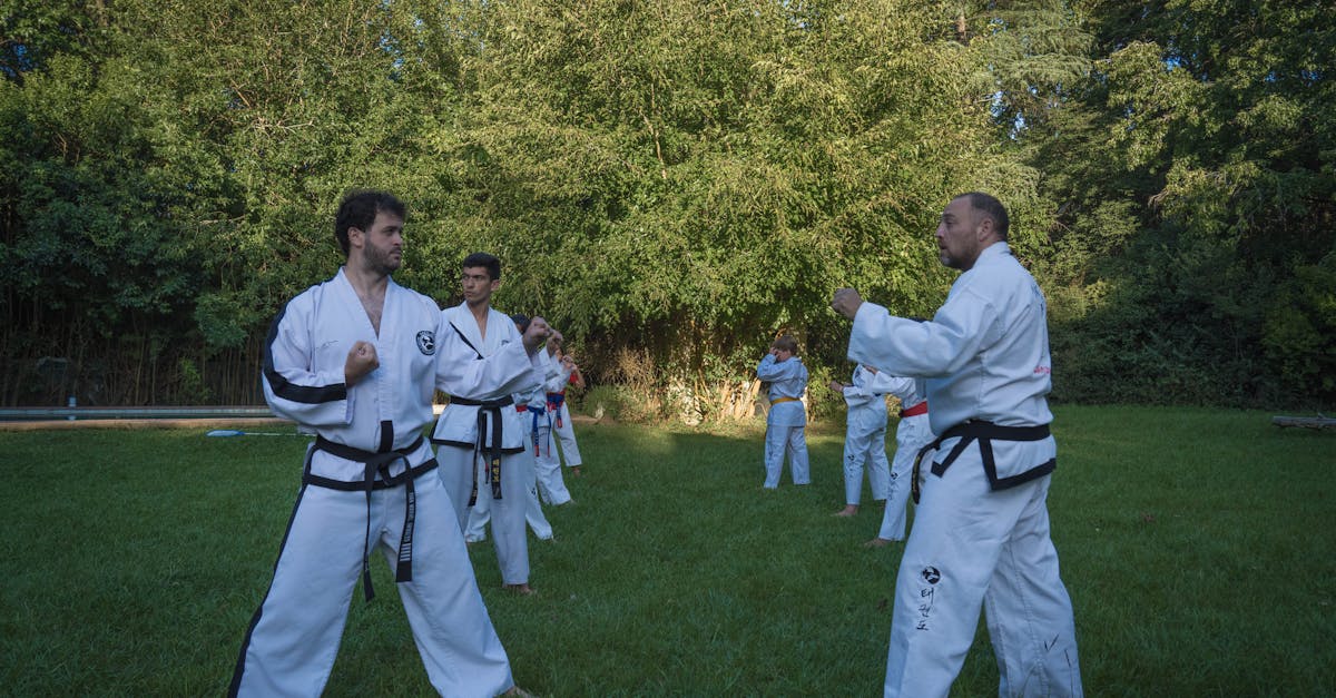 discover the fundamentals of biomechanics, exploring how mechanical principles apply to human movement, sports performance, injury prevention, and rehabilitation.