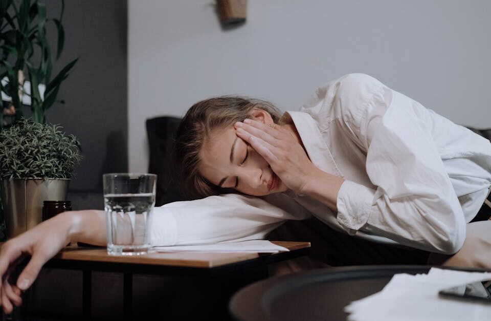 discover the essential facts about decompression, its importance in health and travel, and how proper techniques can help prevent complications. learn key tips and expert advice for safe decompression.